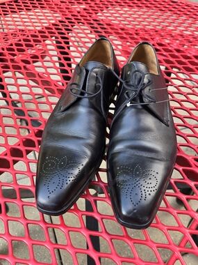 Magnanni Black Leather Derby Shoes With Brogued Toe Pattern Size 13